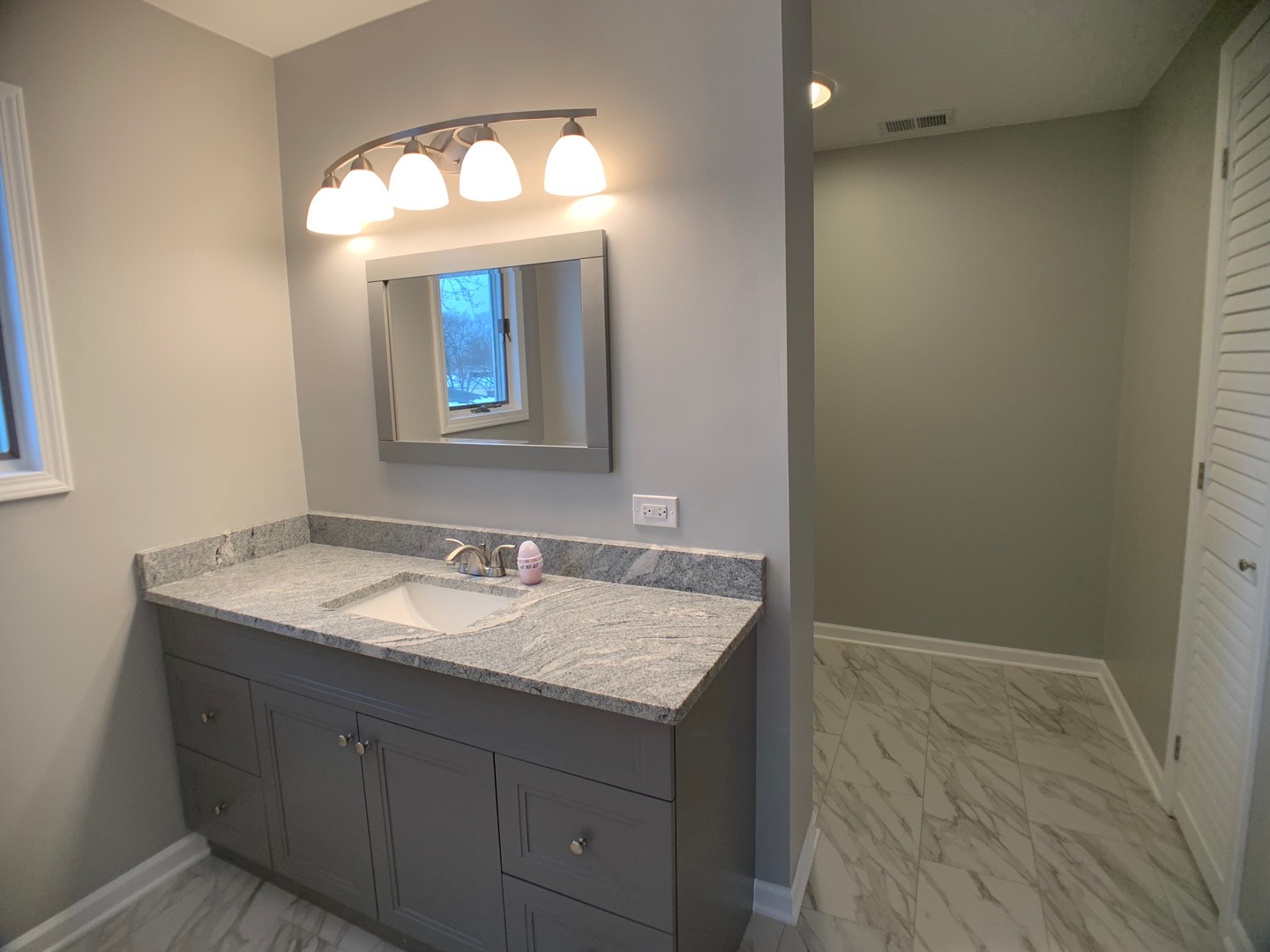 465 Glendale Road Buffalo Grove, IL 60089 - Photo 14 of 20