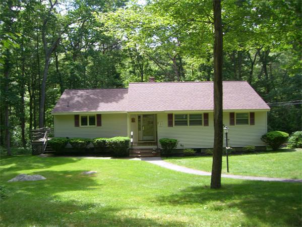 88 Hillcrest Road Hanson, MA 02341 - Photo 1 of 29 Gallery Image 1