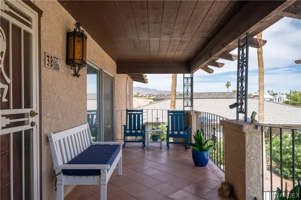 $249,000 | 565 Jones Drive, Unit 3B, Lake Havasu City, AZ 86406