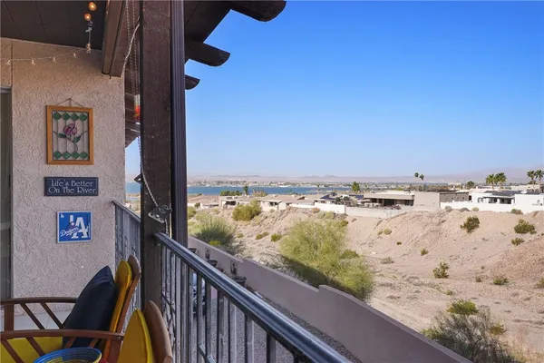 $249,000 | 565 Jones Drive, Unit 3B, Lake Havasu City, AZ 86406
