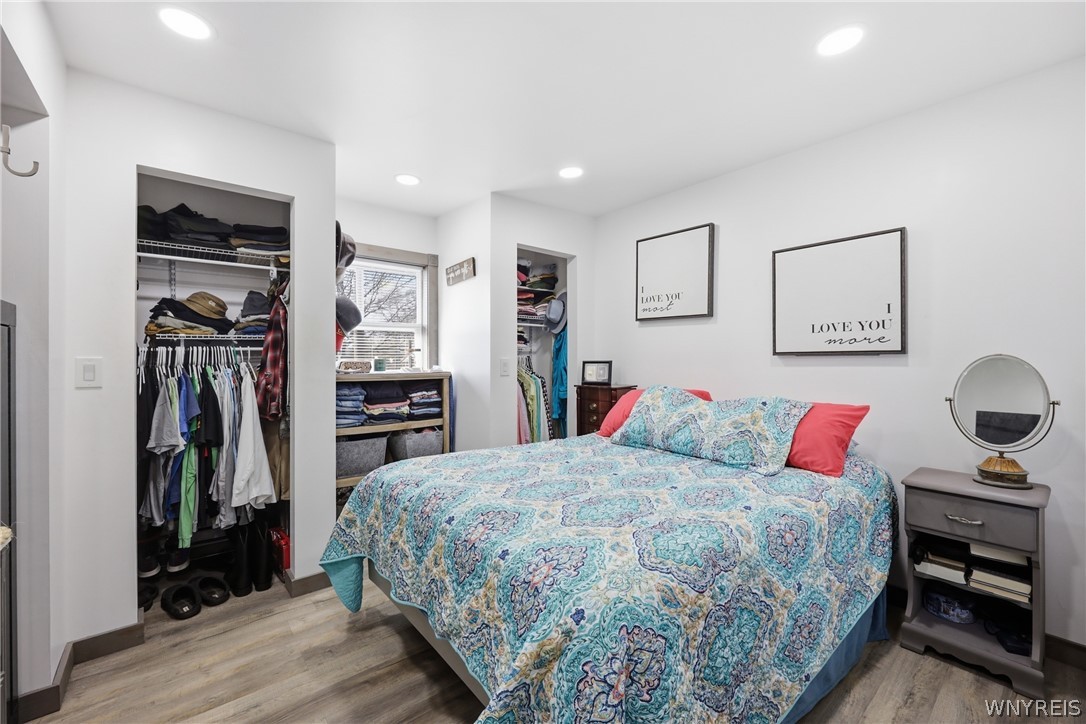 879 Triangle Drive Hanover, NY 14081 - Photo 21 of 45 Main bedroom
