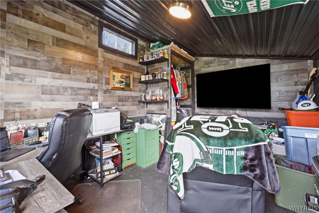 879 Triangle Drive Hanover, NY 14081 - Photo 35 of 45 SHE SHED - HE SHED OR TEEN SPACE OR COLLEGE SPACE.