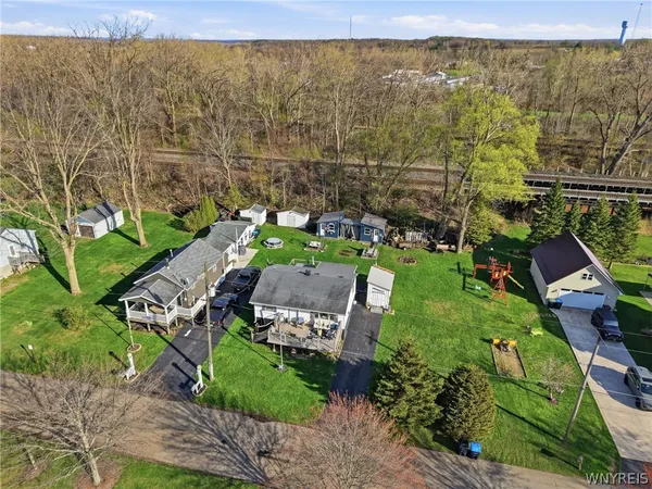 $329,900 | 879 Triangle Drive, Hanover, NY 14081