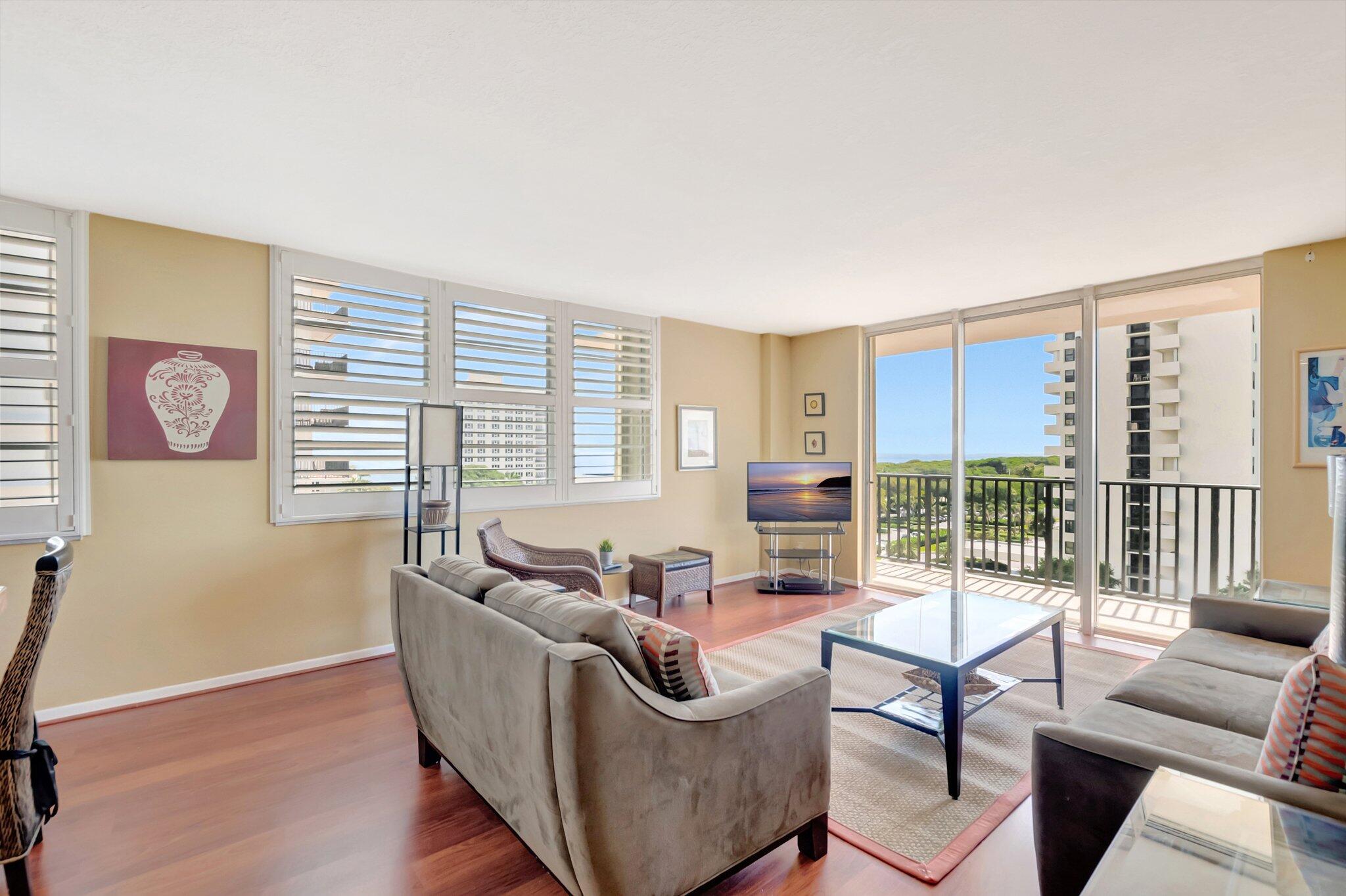 2121 North Ocean Boulevard, Unit 801W Boca Raton, FL 33431 - Photo 10 of 30 Living