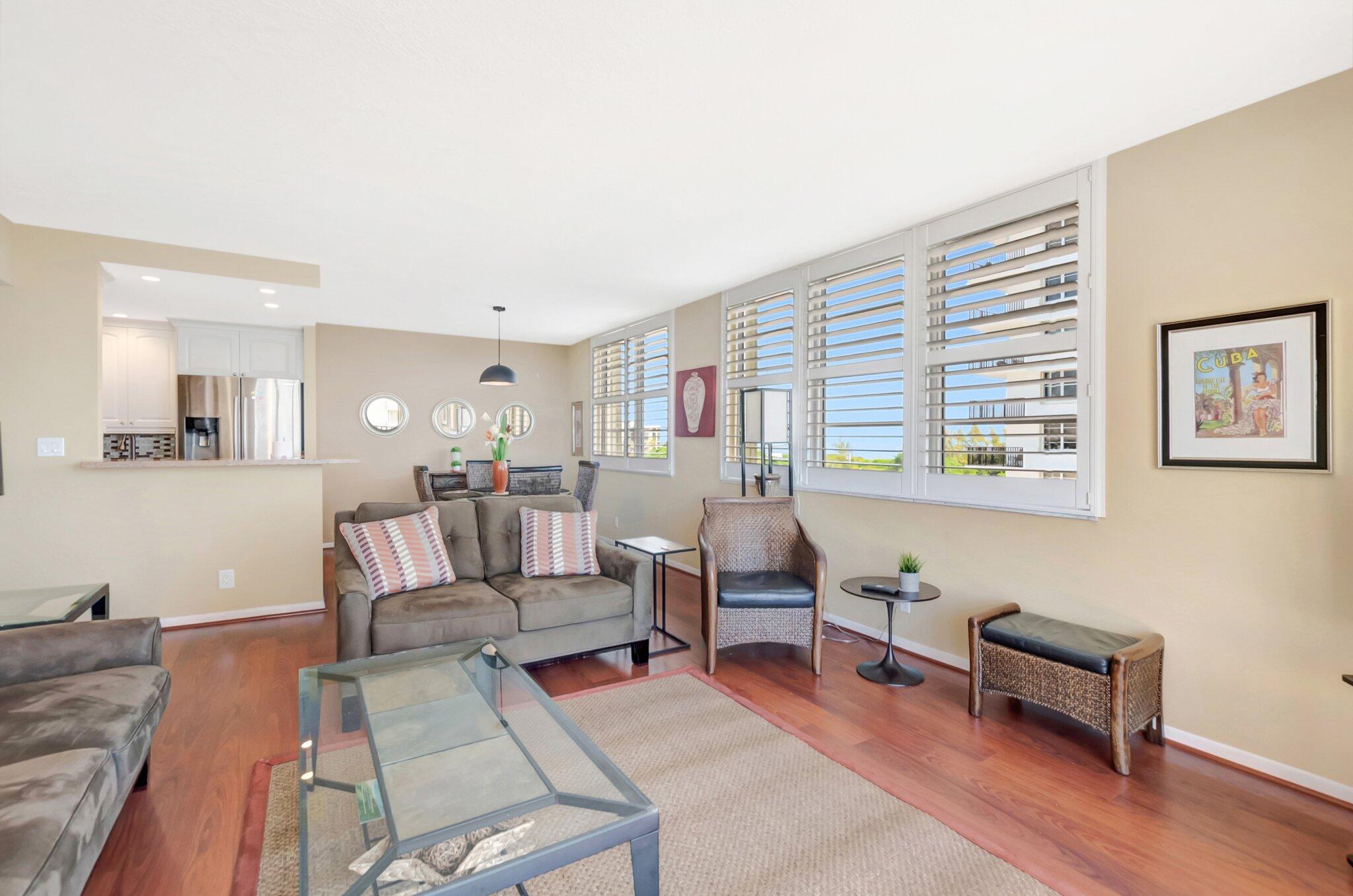 2121 North Ocean Boulevard, Unit 801W Boca Raton, FL 33431 - Photo 11 of 30 Living