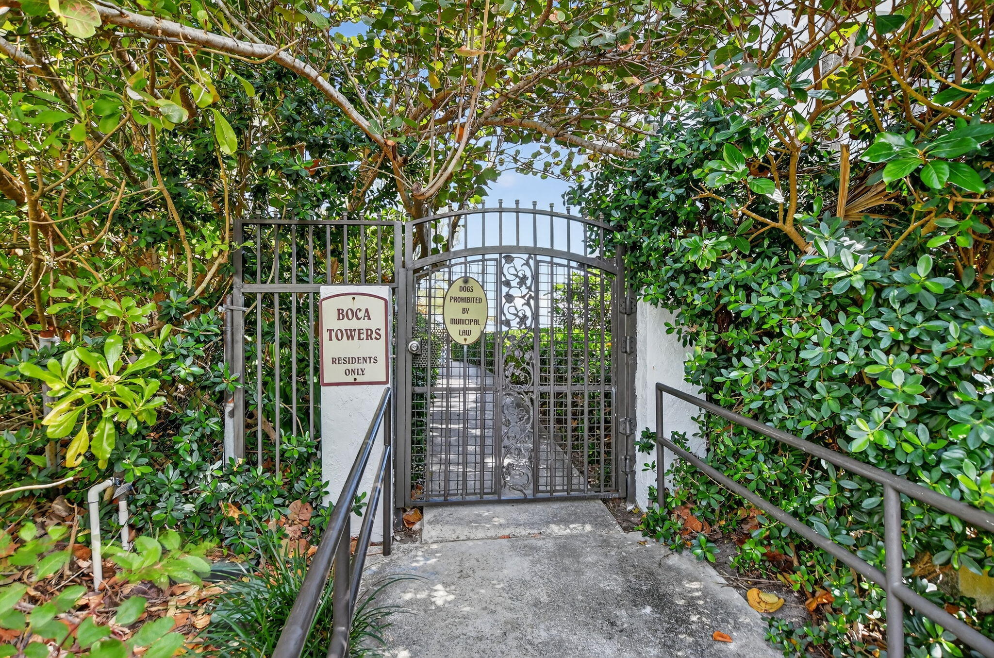 2121 North Ocean Boulevard, Unit 801W Boca Raton, FL 33431 - Photo 6 of 30 Private Beach Access