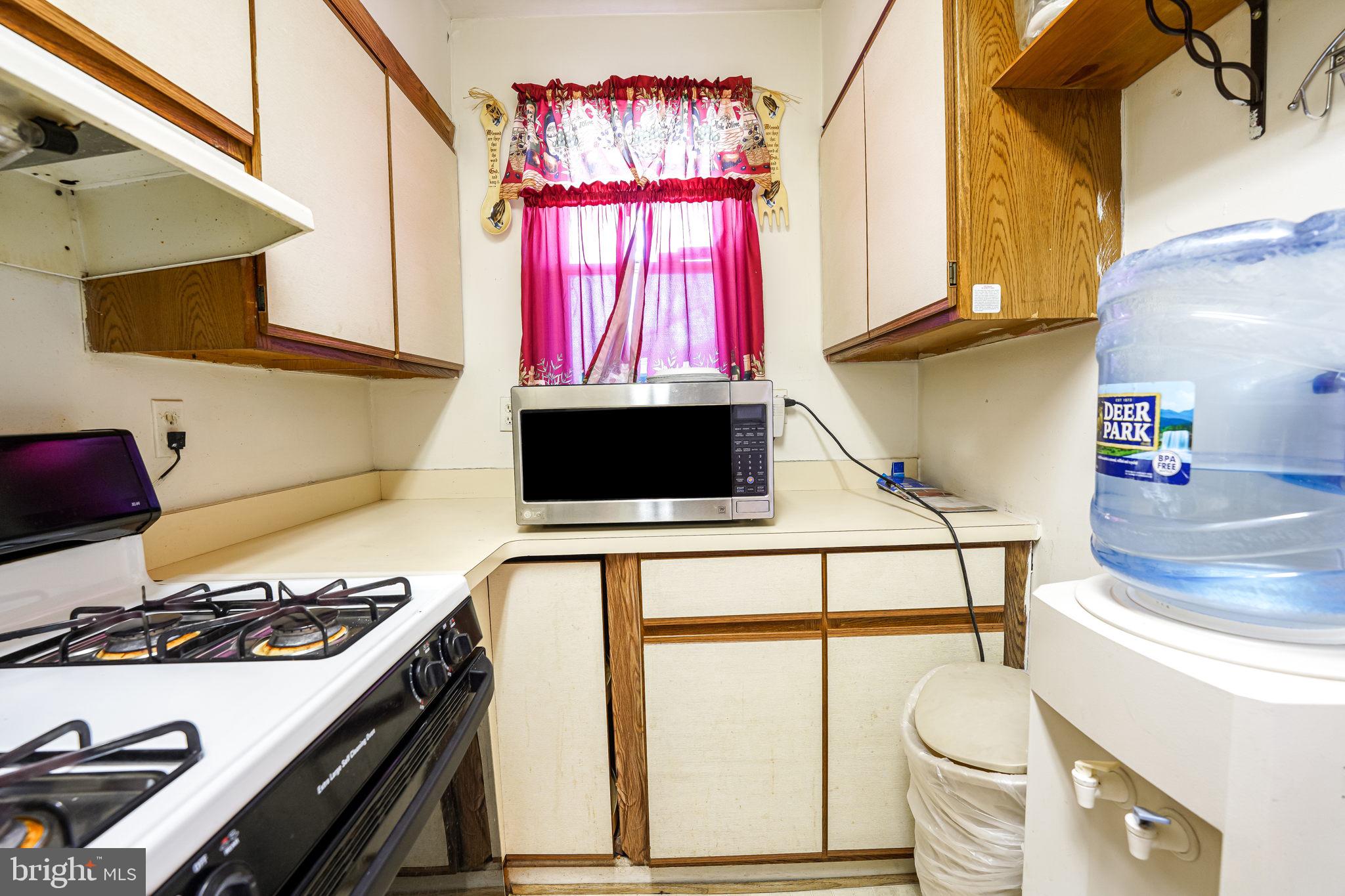 7505 Greenleaf Road Landover, MD 20785 - Photo 4 of 14