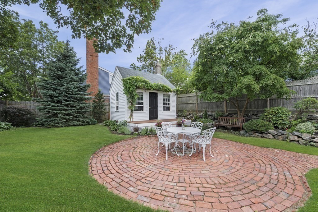 124 Front Street Marblehead, MA 01945 - Photo 28 of 39 Gallery Image 28