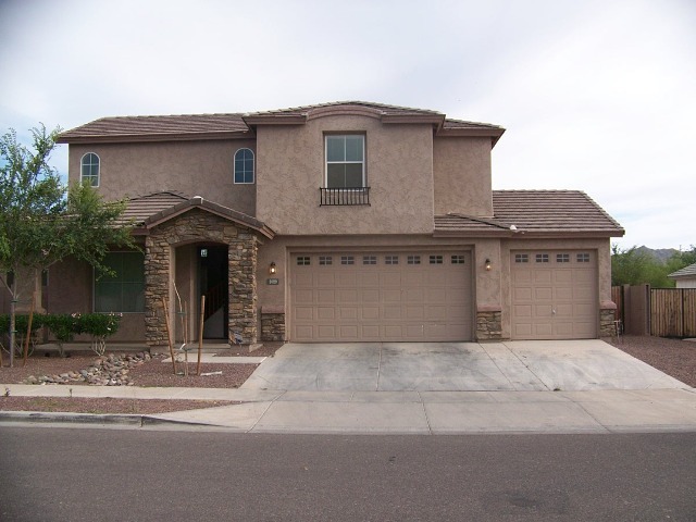 2029 West Carter Road Phoenix, AZ 85041 - Photo 1 of 16 Front