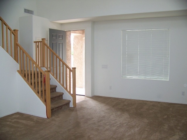 2029 West Carter Road Phoenix, AZ 85041 - Photo 3 of 16 Photo