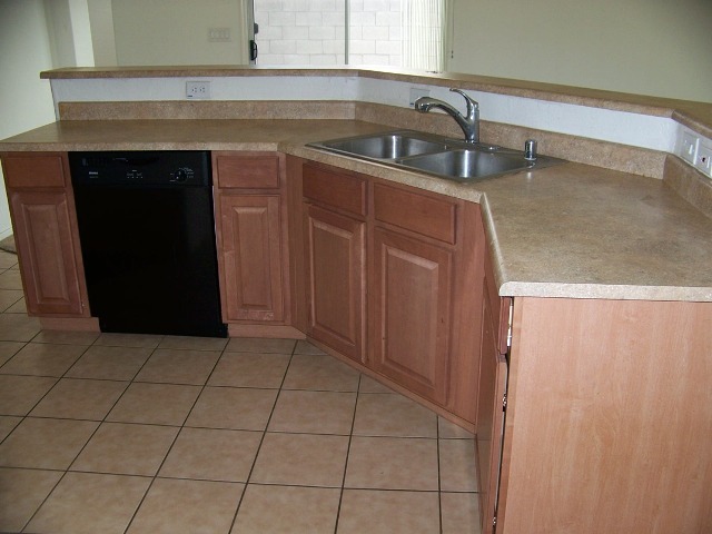 2029 West Carter Road Phoenix, AZ 85041 - Photo 7 of 16 Photo