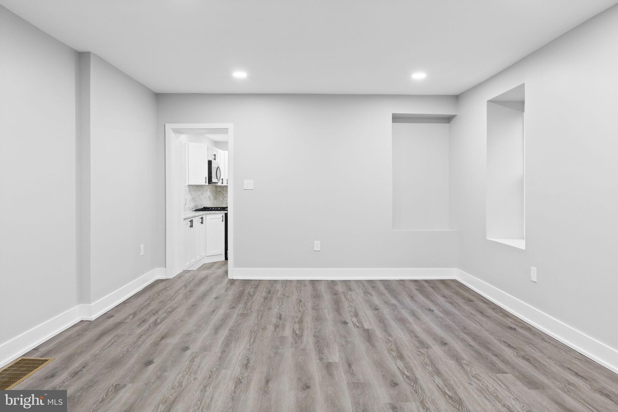 449 Delmar Street Philadelphia, PA 19128 - Photo 5 of 35