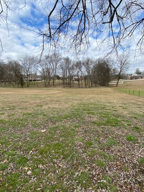 668 Hay Market Road Clarksville, TN 37043 - Photo 36 of 38 Gallery Image 36