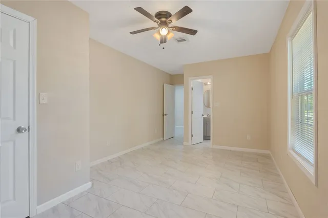 $1,500 | 401 East 3rd Street, Hearne, TX 77859