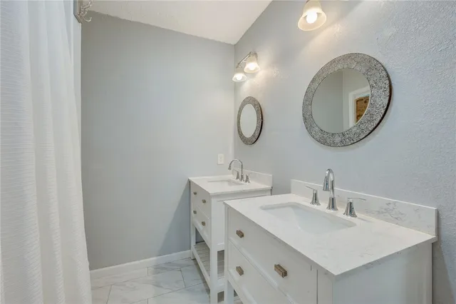 $1,500 | 401 East 3rd Street, Hearne, TX 77859