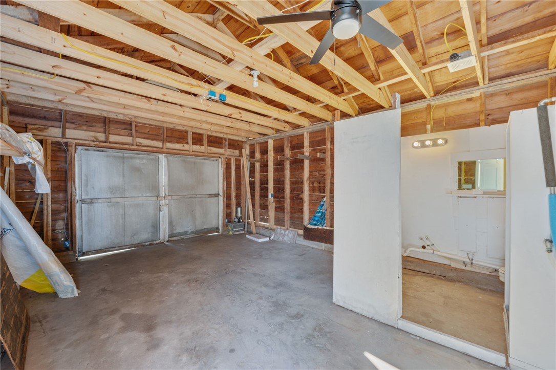 401 East 3rd Street Hearne, TX 77859 - Photo 23 of 25 a view of an empty room
