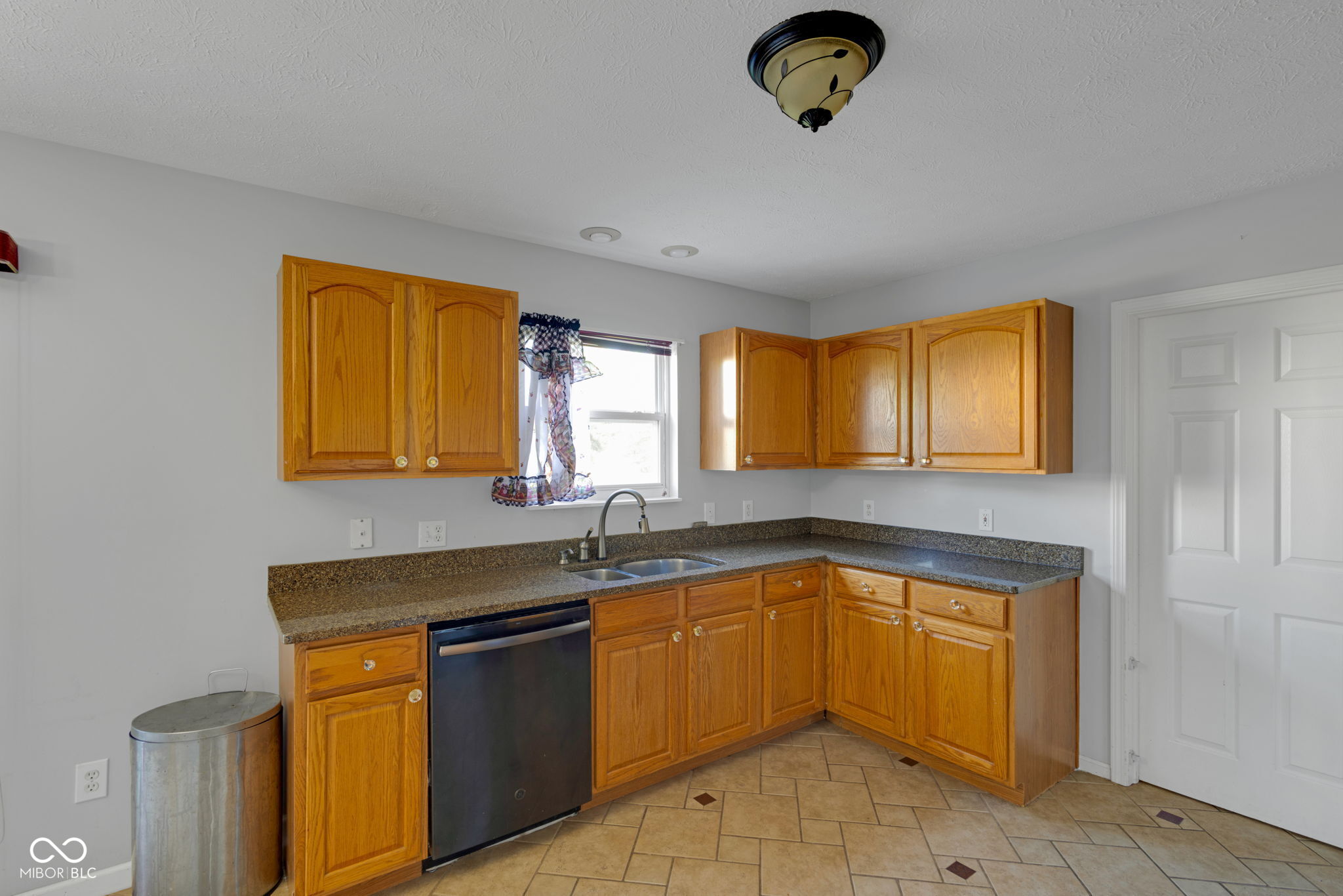 6553 Hunters Ridge South Zionsville, IN 46077 - Photo 22 of 61
