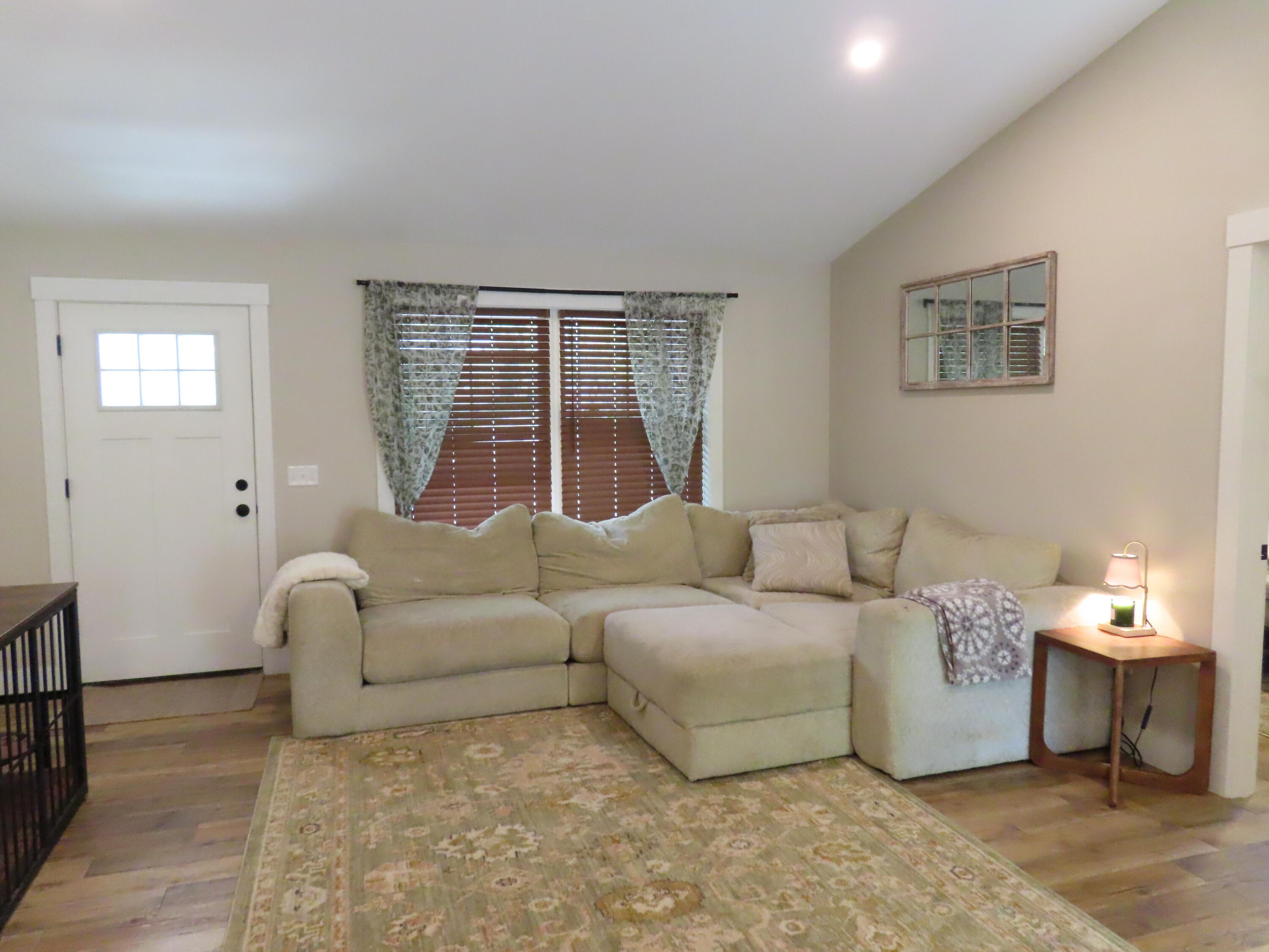 183 Dunton Road Naples, ME 04055 - Photo 8 of 52 uuid=2DAA3E51-2E3C-41C9-89AA-909AE586920
