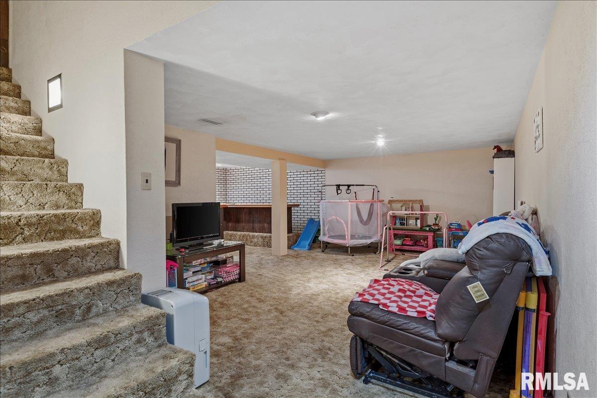 49 Etherton Lane Springfield, IL 62712 - Photo 38 of 52