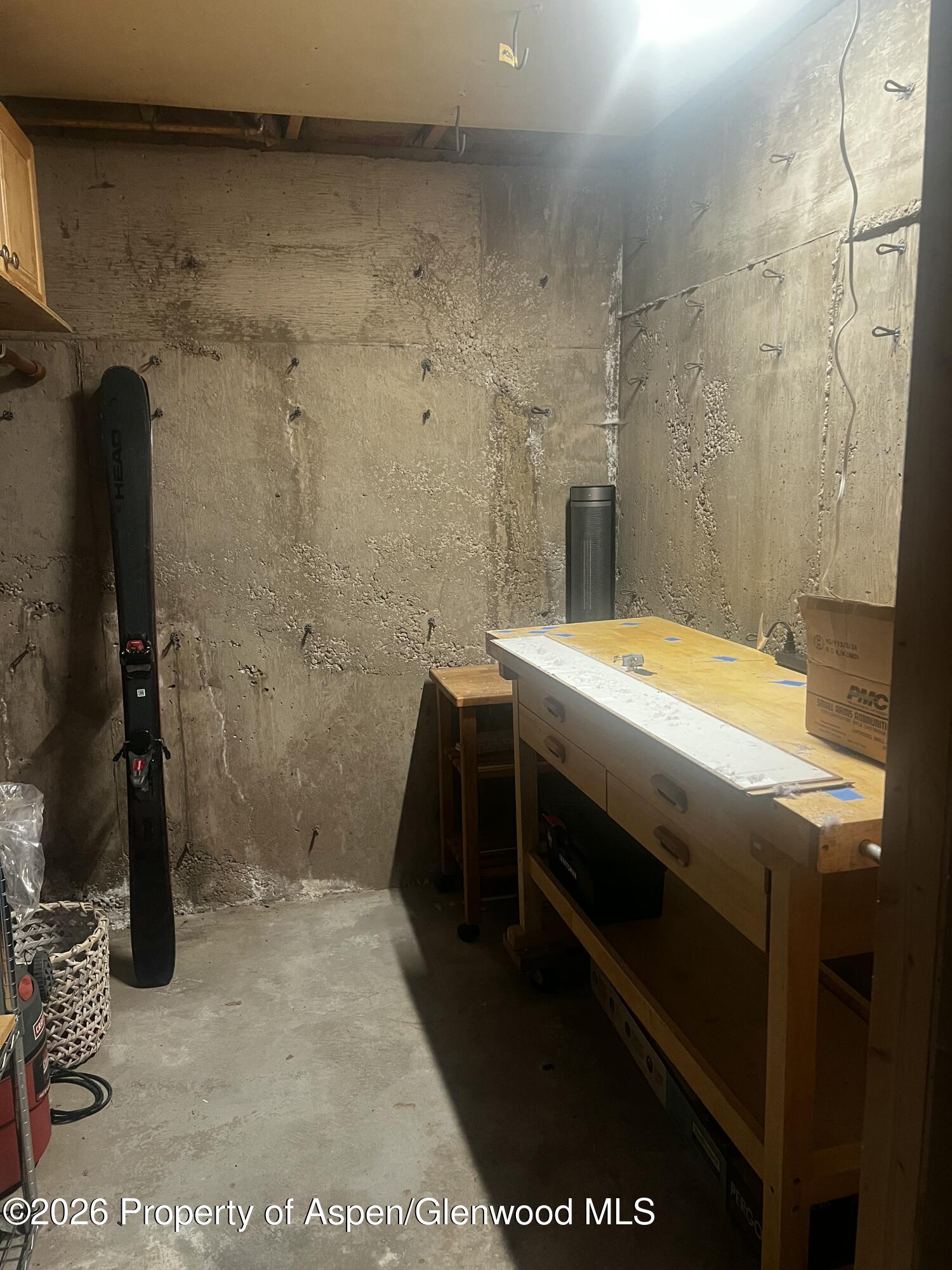 55 Upper Woodbridge Road, Unit E2 Snowmass Village, CO 81615 - Photo 41 of 41 a bathroom with a sink and a shower