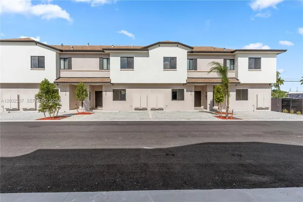 $2,500 | 417 Southwest 1st Street, Unit 1, Florida City, FL 33034