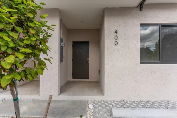 $2,500 | 417 Southwest 1st Street, Unit 1, Florida City, FL 33034