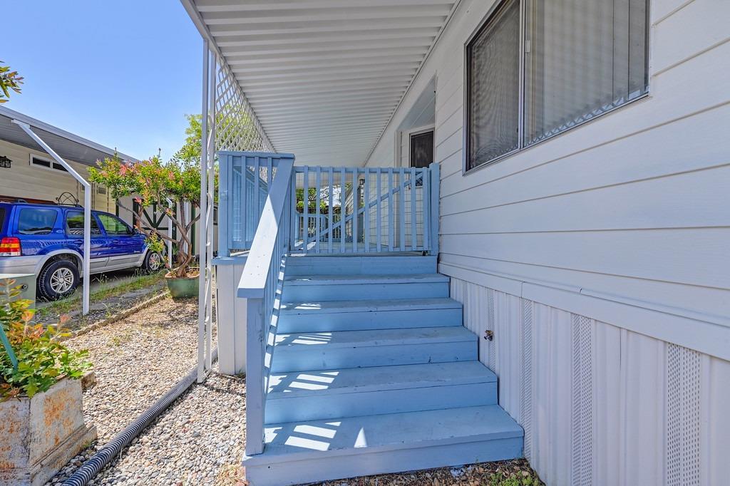 163 Rimma Way Roseville, CA 95661 - Photo 24 of 36 Covered deck fully secured