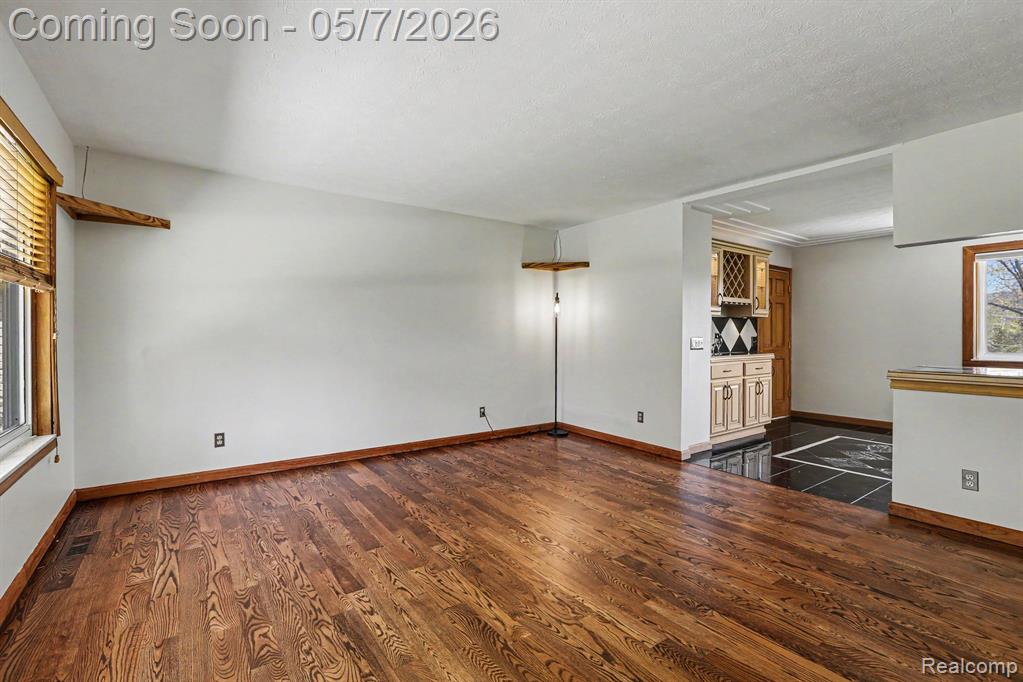 1405 Swarthout Road Pinckney, MI 48169 - Photo 3 of 31