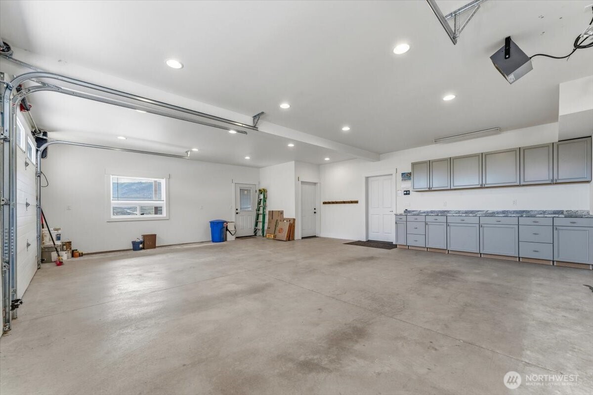 525 Columbia View Road Chelan, WA 98816 - Photo 27 of 40