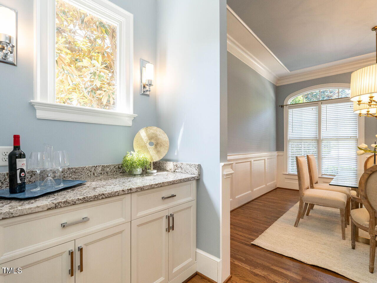 2610 St Marys Street Raleigh, NC 27609 - Photo 13 of 43 013-1280x960-servery