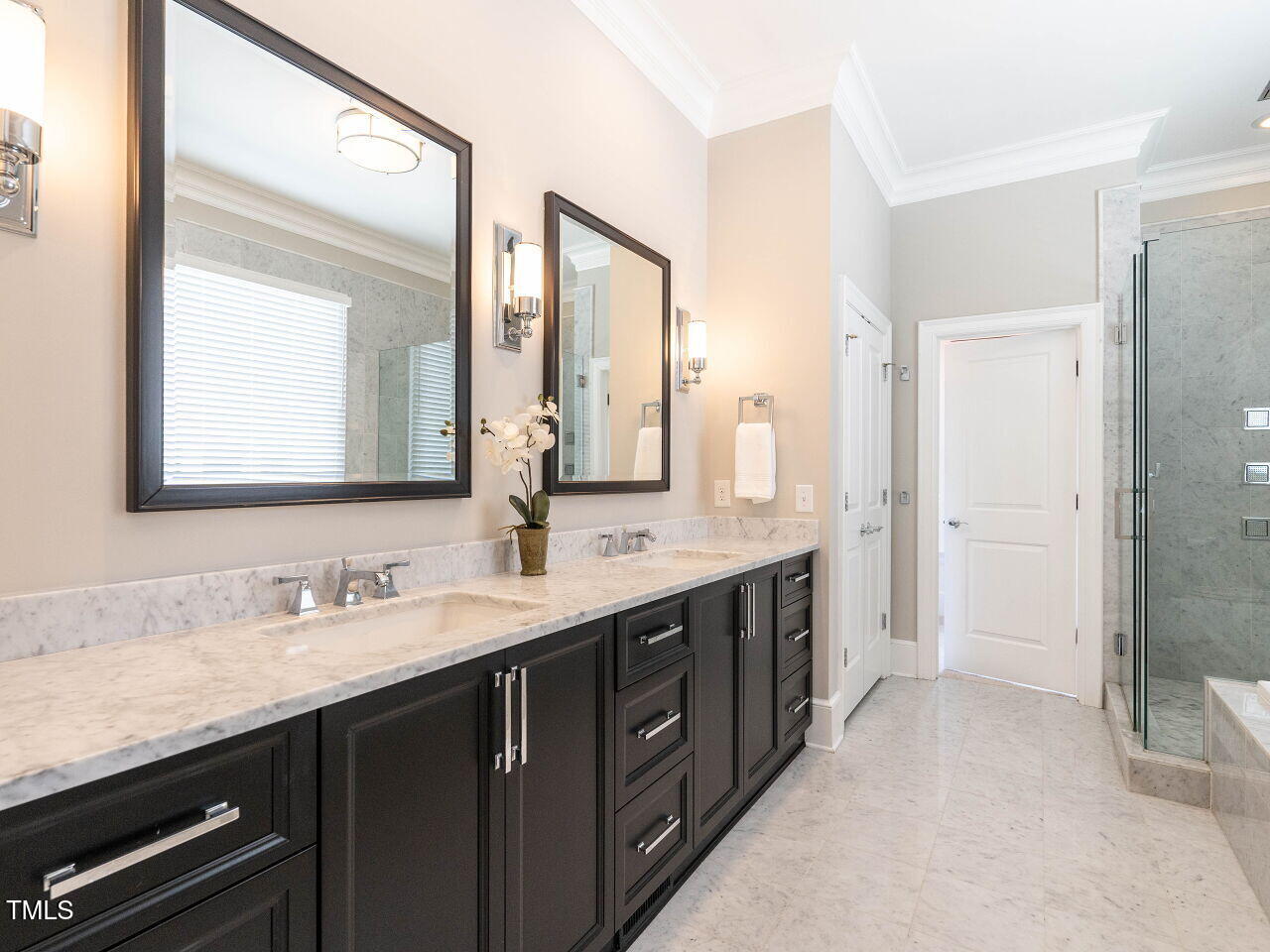 2610 St Marys Street Raleigh, NC 27609 - Photo 28 of 43 027-1280x960-primary-bath