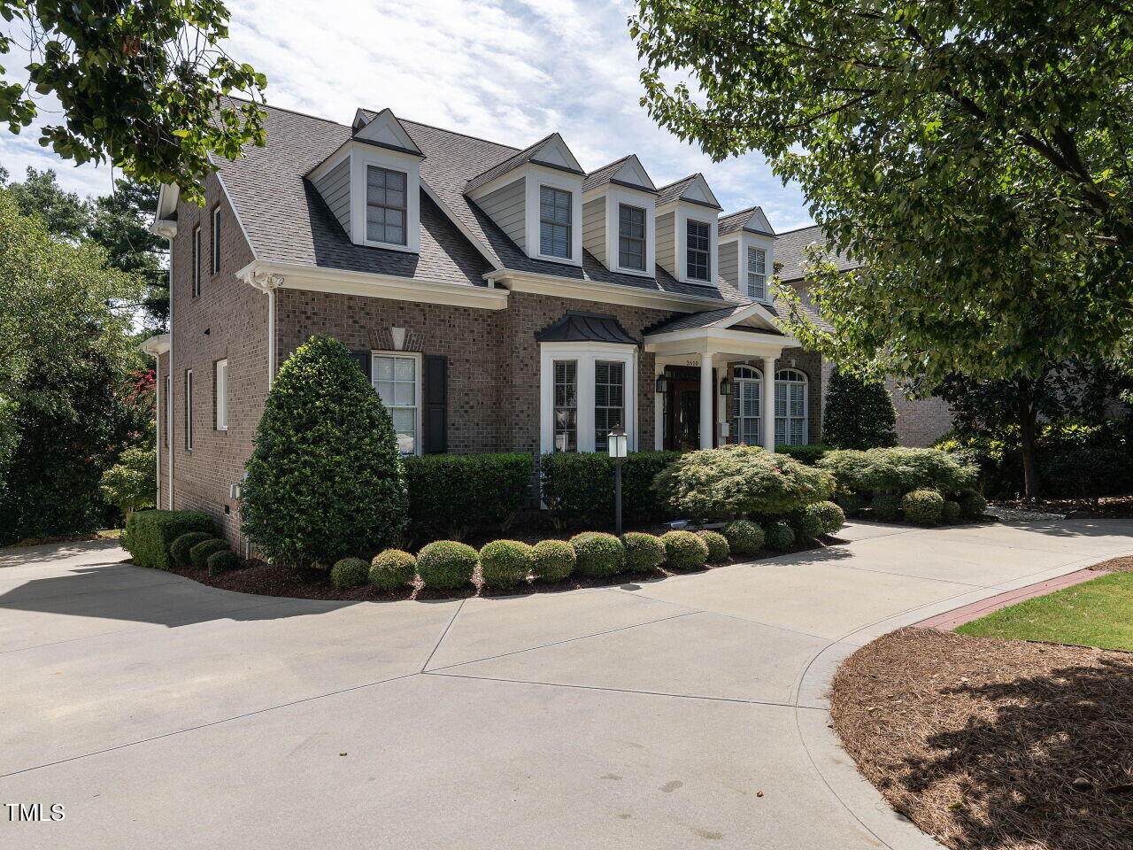 2610 St Marys Street Raleigh, NC 27609 - Photo 5 of 43 005-1280x960-front