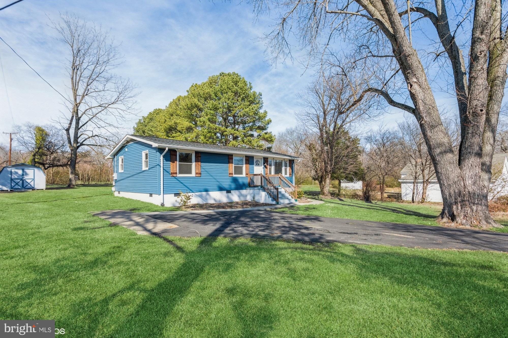 9828 Courthouse Road Spotsylvania, VA 22553 - Photo 3 of 38