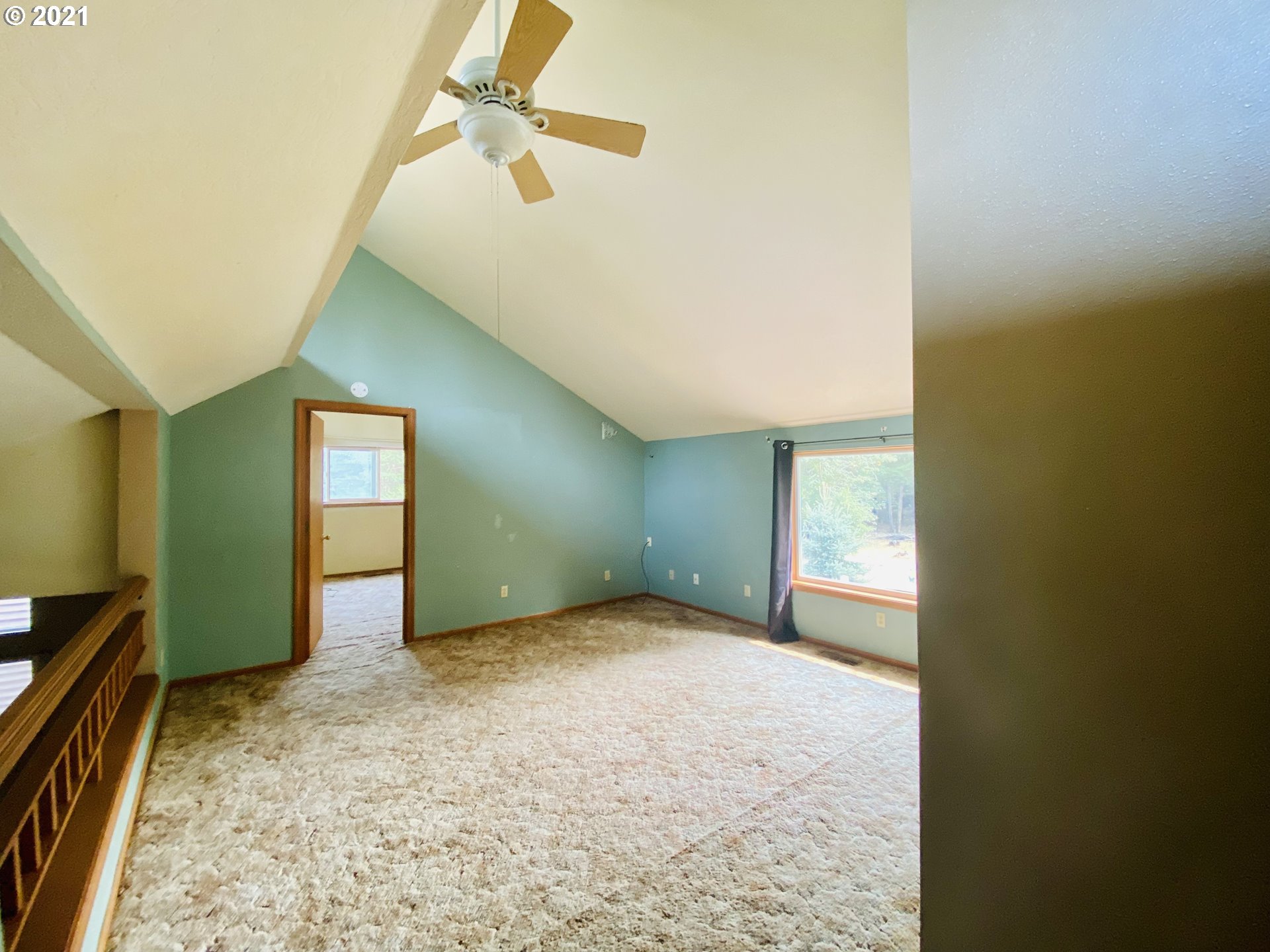 88469 Ridiculous Road Veneta, OR 97487 - Photo 16 of 32 Gallery Image 16