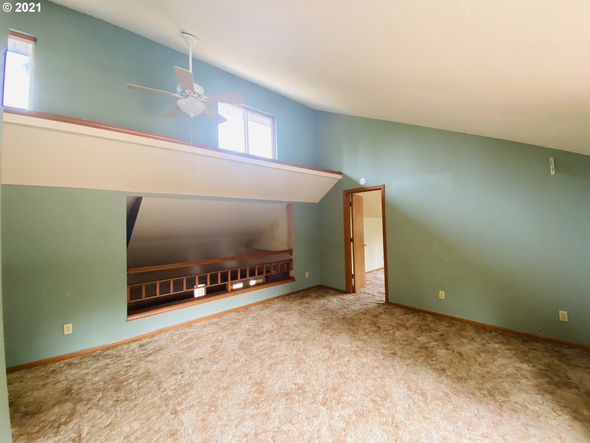 88469 Ridiculous Road Veneta, OR 97487 - Photo 17 of 32 Gallery Image 17