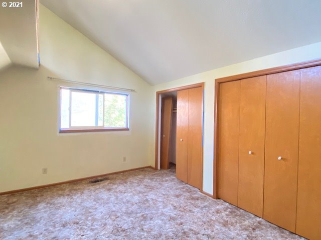 88469 Ridiculous Road Veneta, OR 97487 - Photo 18 of 32 Gallery Image 18