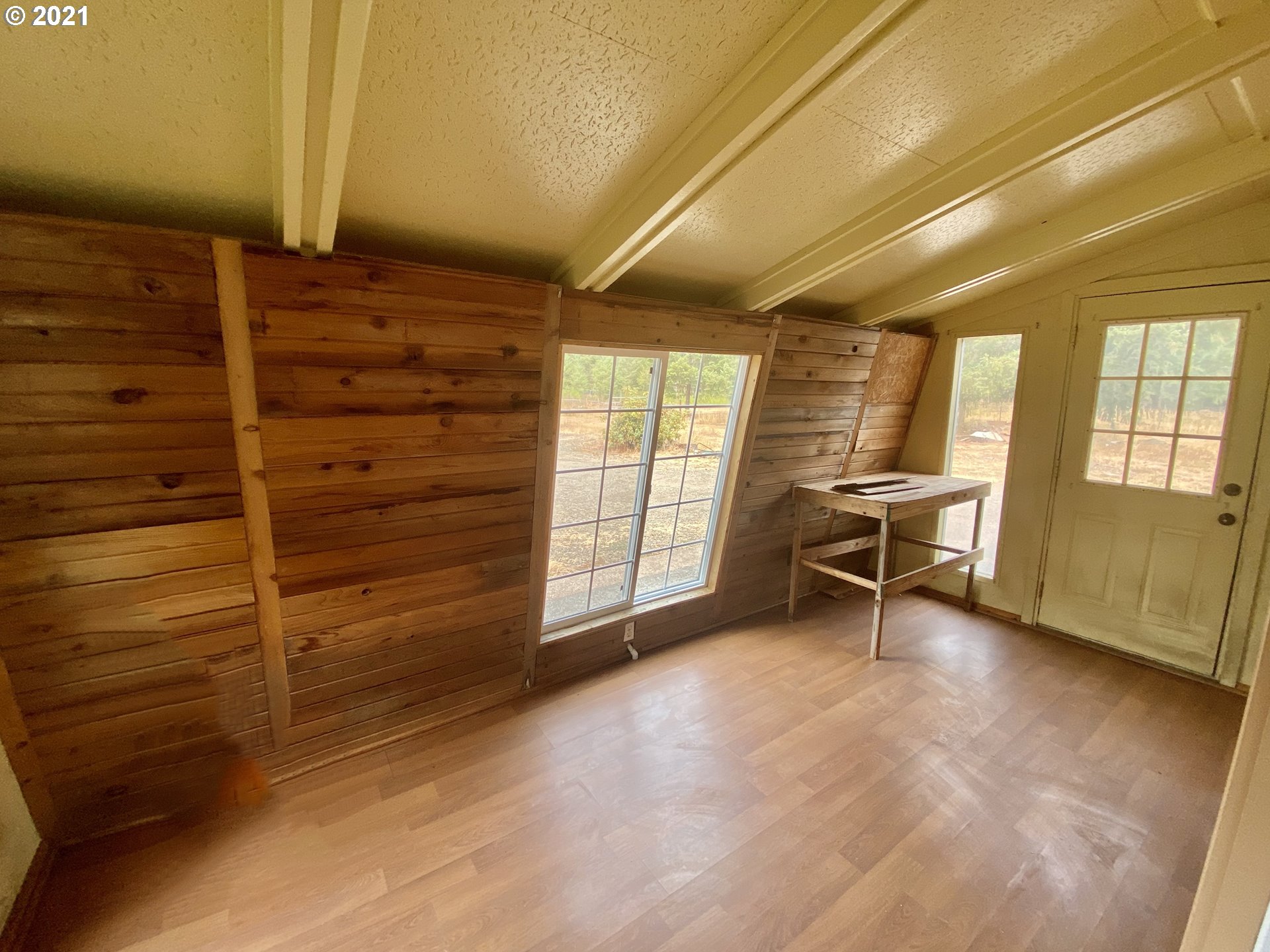 88469 Ridiculous Road Veneta, OR 97487 - Photo 6 of 32 Gallery Image 6