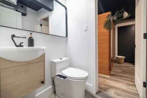 $1,800,000 | 3600 Bertha Drive, Baldwin Harbor, NY 11510