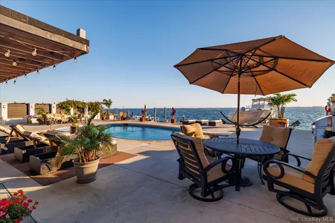 $1,800,000 | 3600 Bertha Drive, Baldwin Harbor, NY 11510