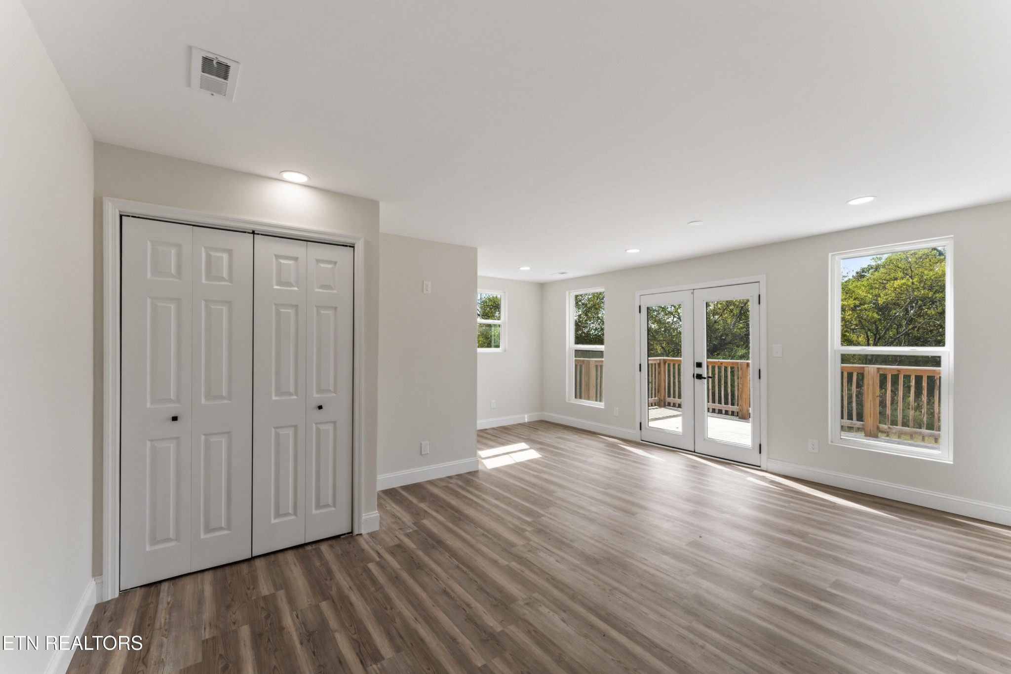 1521 Riverside Road Knoxville, TN 37914 - Photo 15 of 41 Gallery Image 15