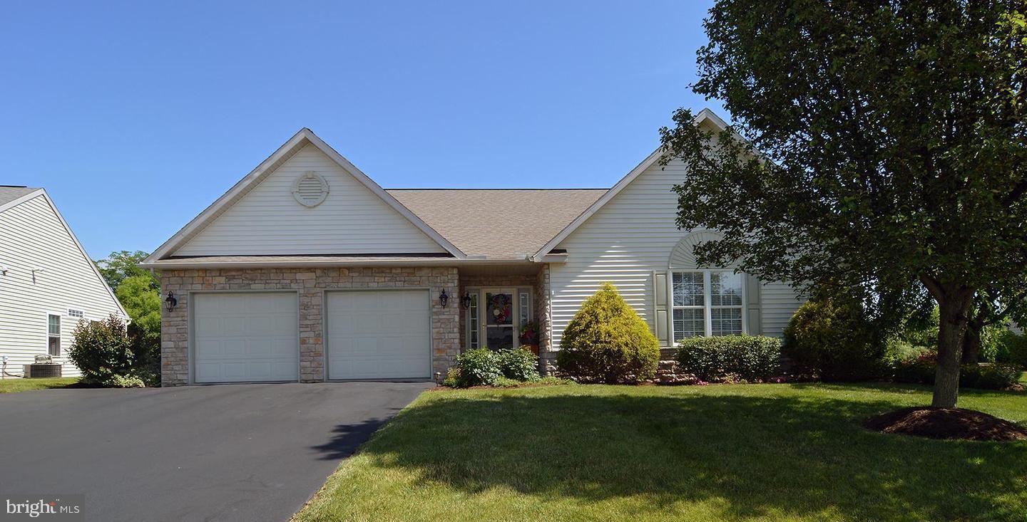 142 North Cacoosing Drive Sinking Spring, PA 19608 - Photo 1 of 1