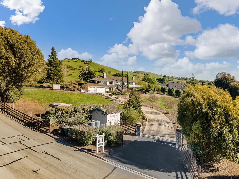 3130 Springview Lane San Jose, CA 95140 - Photo 35 of 47 a view of a city