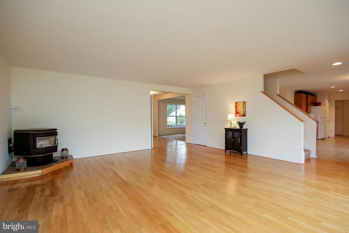 16 Ripley Road Stafford, VA 22556 - Photo 11 of 27 Family Room