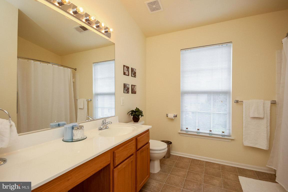 16 Ripley Road Stafford, VA 22556 - Photo 25 of 27 Bath (Master)