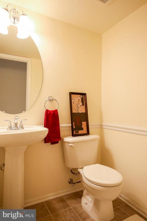 16 Ripley Road Stafford, VA 22556 - Photo 9 of 27 half bath