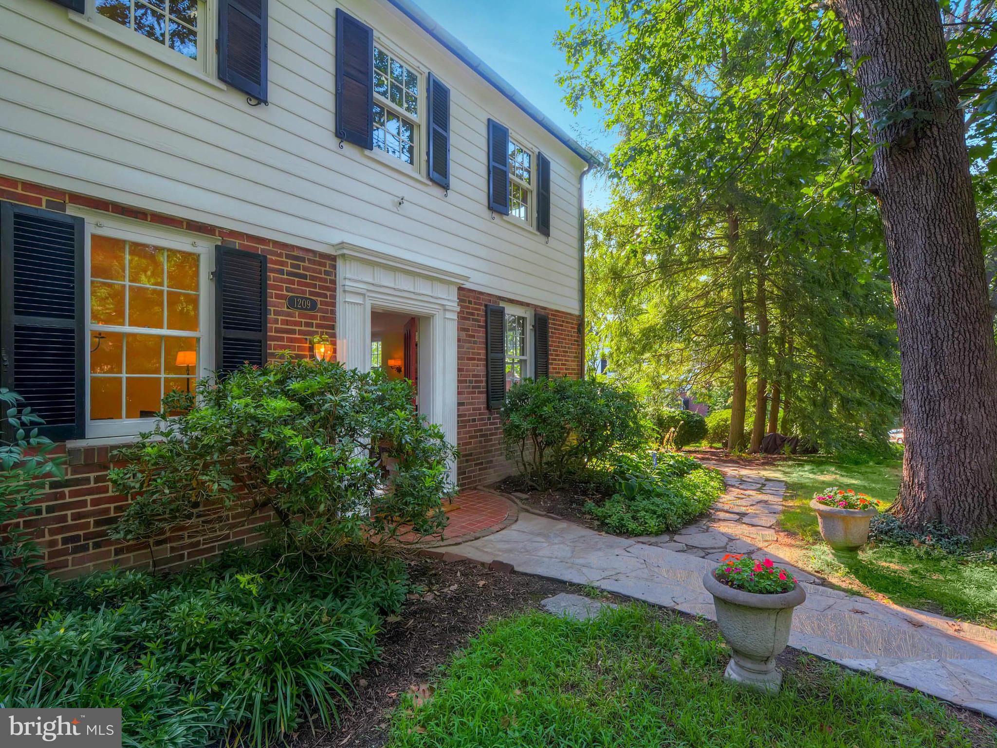 1209 Southview Road Baltimore, MD 21218 - Photo 3 of 30 Exterior (Front)