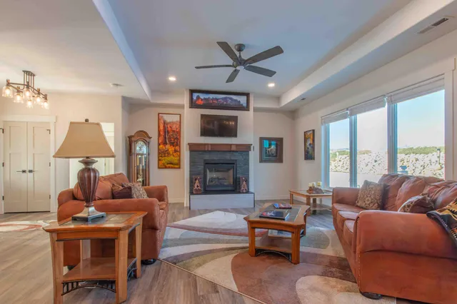 $850,000 | 25 Wishbone Way, Sheridan, WY 82801