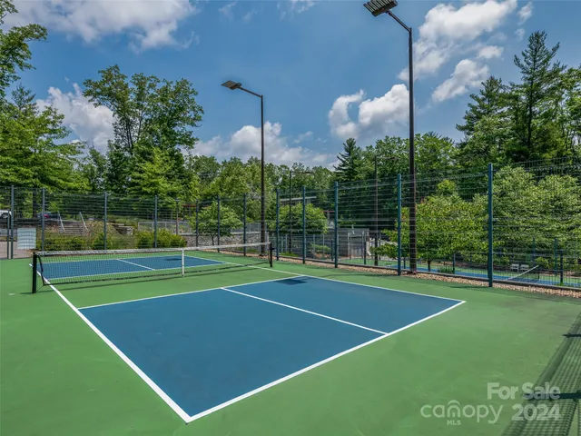 a view of a tennis court