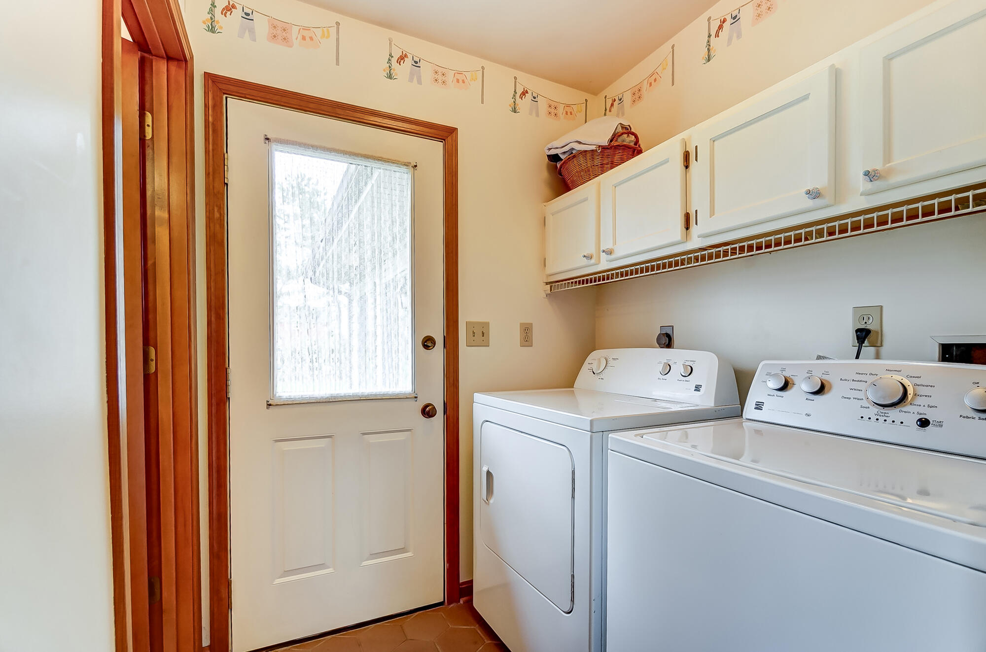 7895 Pleasant Valley Road Florence, KY 41042 - Photo 14 of 40 Gallery Image 14