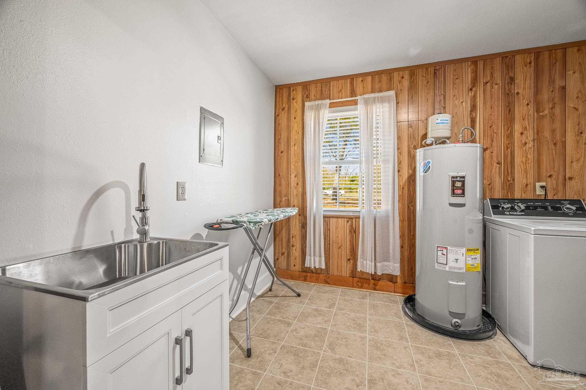 4560 Woodbine Road Pace, FL 32571 - Photo 17 of 48 Gallery Image 17